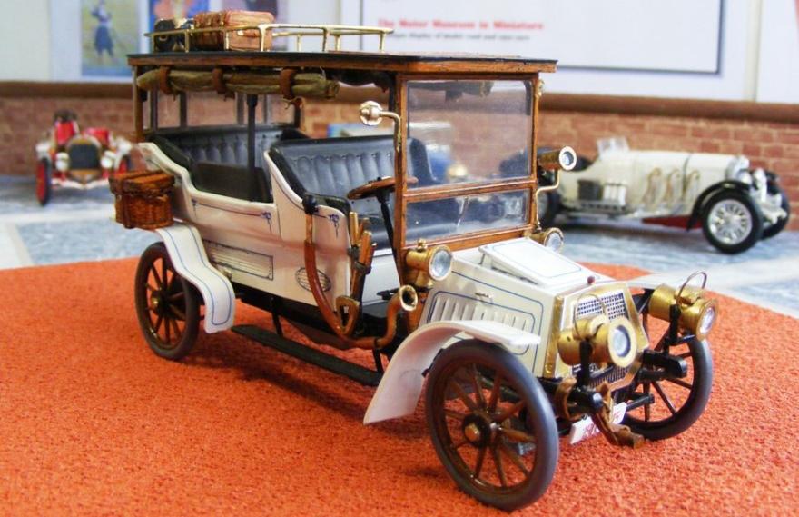 Maquette Vintage Minialux 1/43 Panhard & Levassor Tonneau Roi Des Belges 1905 Rouge - Neuf En Boîte D'origine